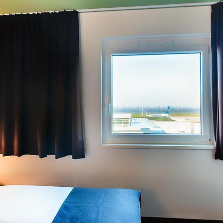 B&B Hotel Baden-Airpark Rheinmunster ภายนอก รูปภาพ