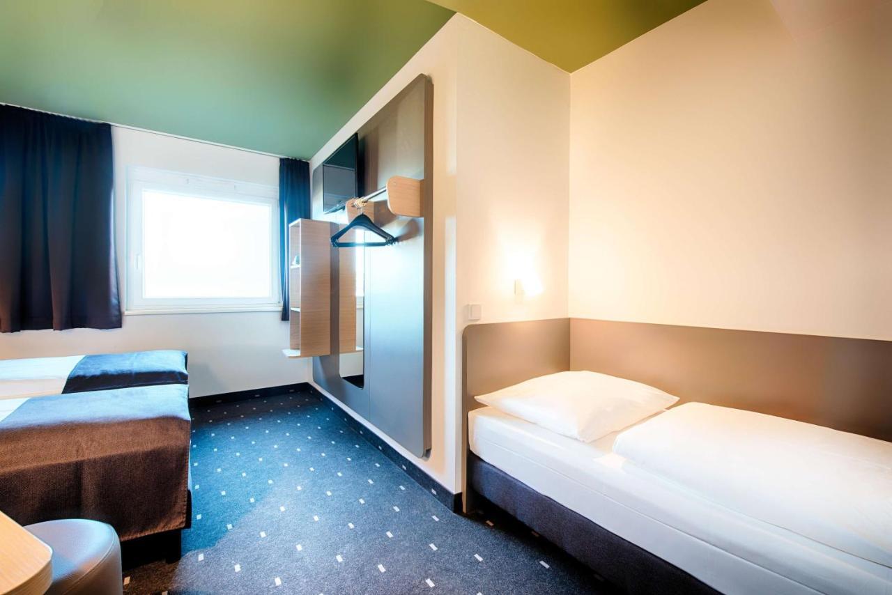 B&B Hotel Baden-Airpark Rheinmunster ภายนอก รูปภาพ