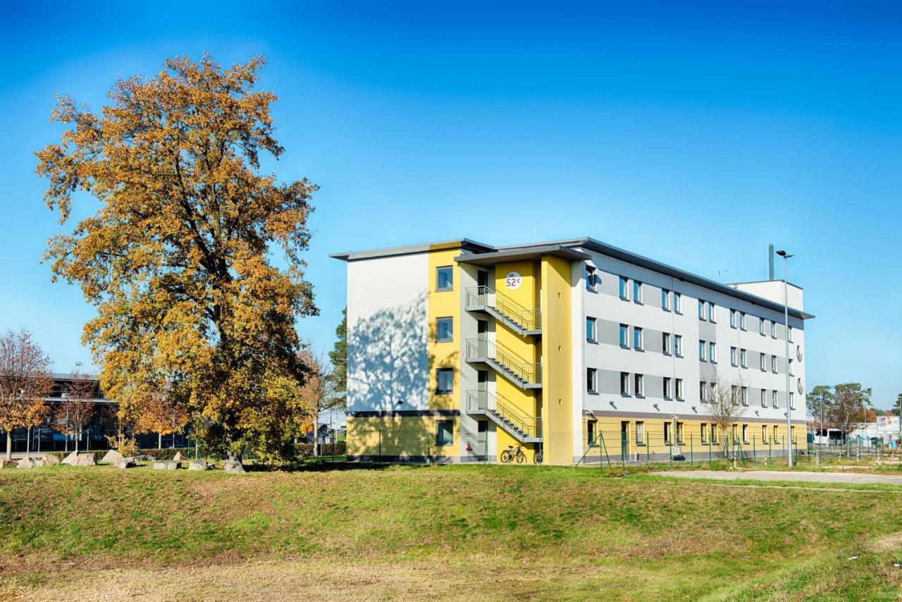 B&B Hotel Baden-Airpark Rheinmunster ภายนอก รูปภาพ