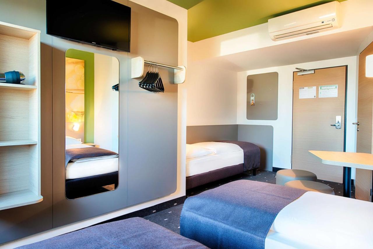 B&B Hotel Baden-Airpark Rheinmunster ภายนอก รูปภาพ