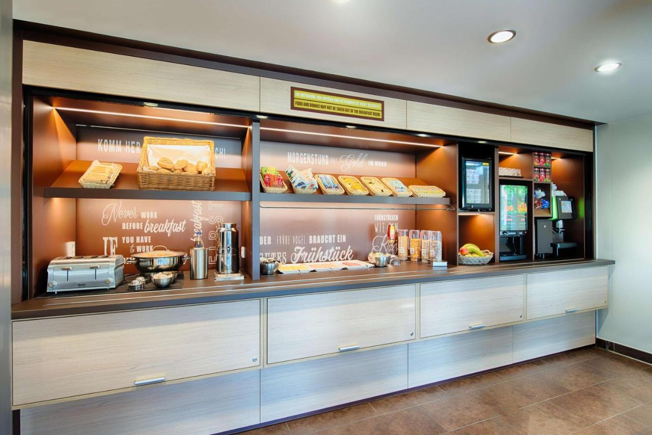 B&B Hotel Baden-Airpark Rheinmunster ภายนอก รูปภาพ