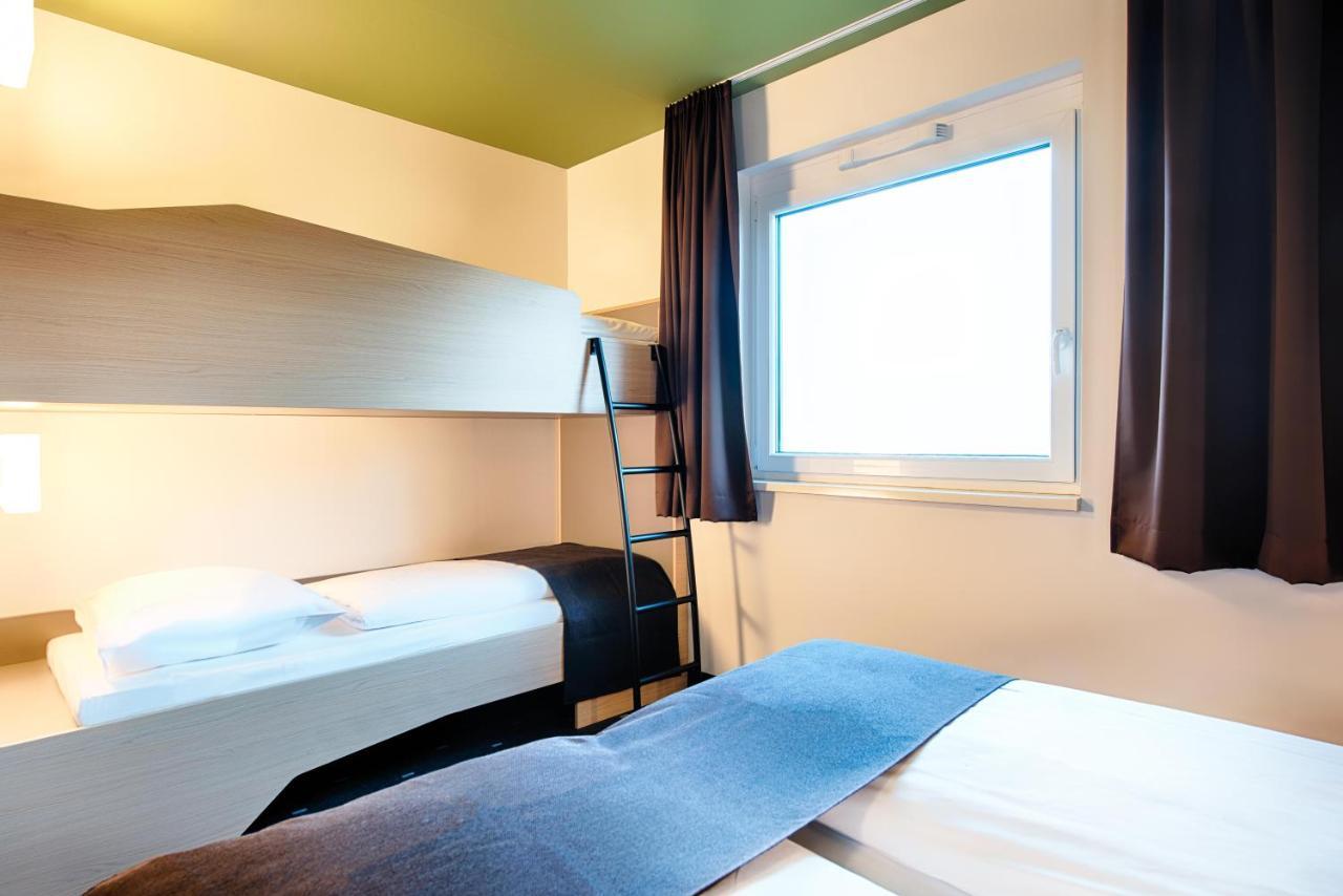 B&B Hotel Baden-Airpark Rheinmunster ภายนอก รูปภาพ
