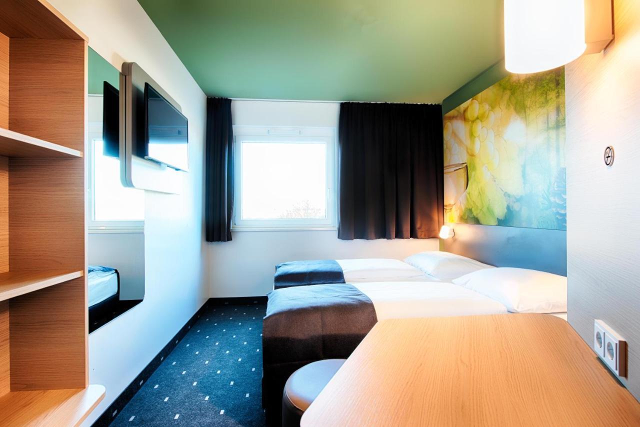 B&B Hotel Baden-Airpark Rheinmunster ภายนอก รูปภาพ