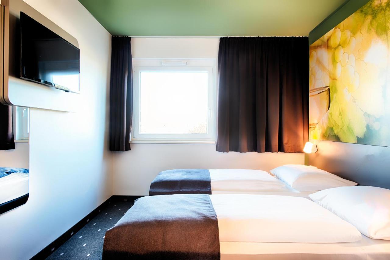 B&B Hotel Baden-Airpark Rheinmunster ภายนอก รูปภาพ